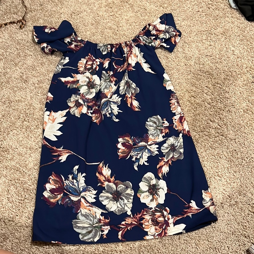 Off shoulder dress. Size small